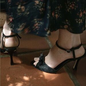 DÔEN Arianna Black Lace Heel